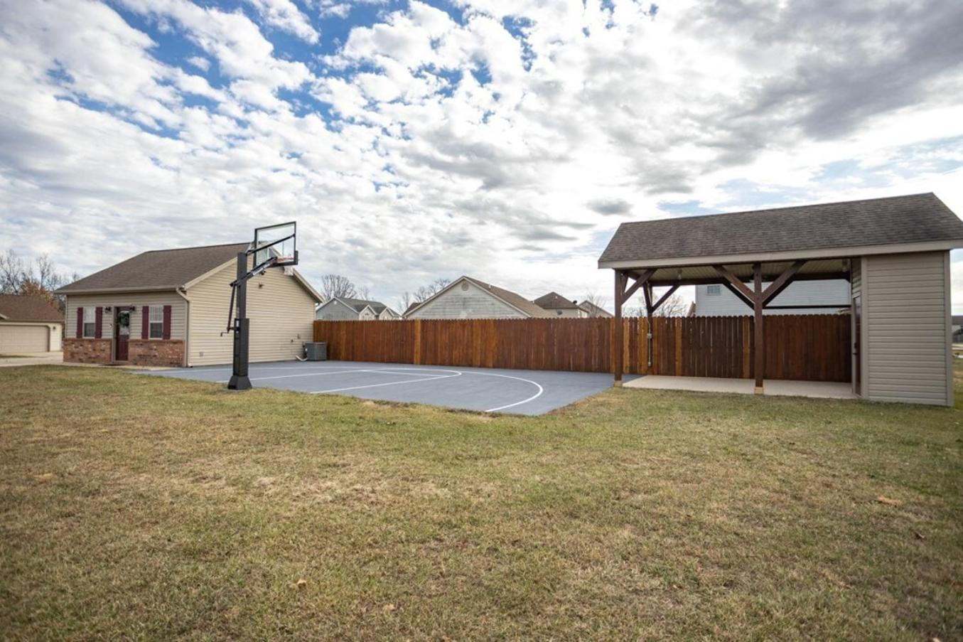 Tiny Home With Hot Tub Near Ft Leonard Wood! Waynesville 外观 照片